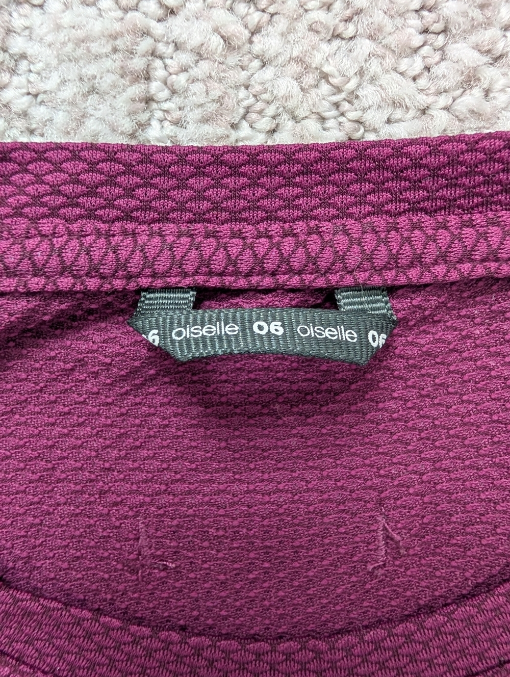 Oiselle Flyout Long Sleeve, Size 6 - Picture 3 of 4